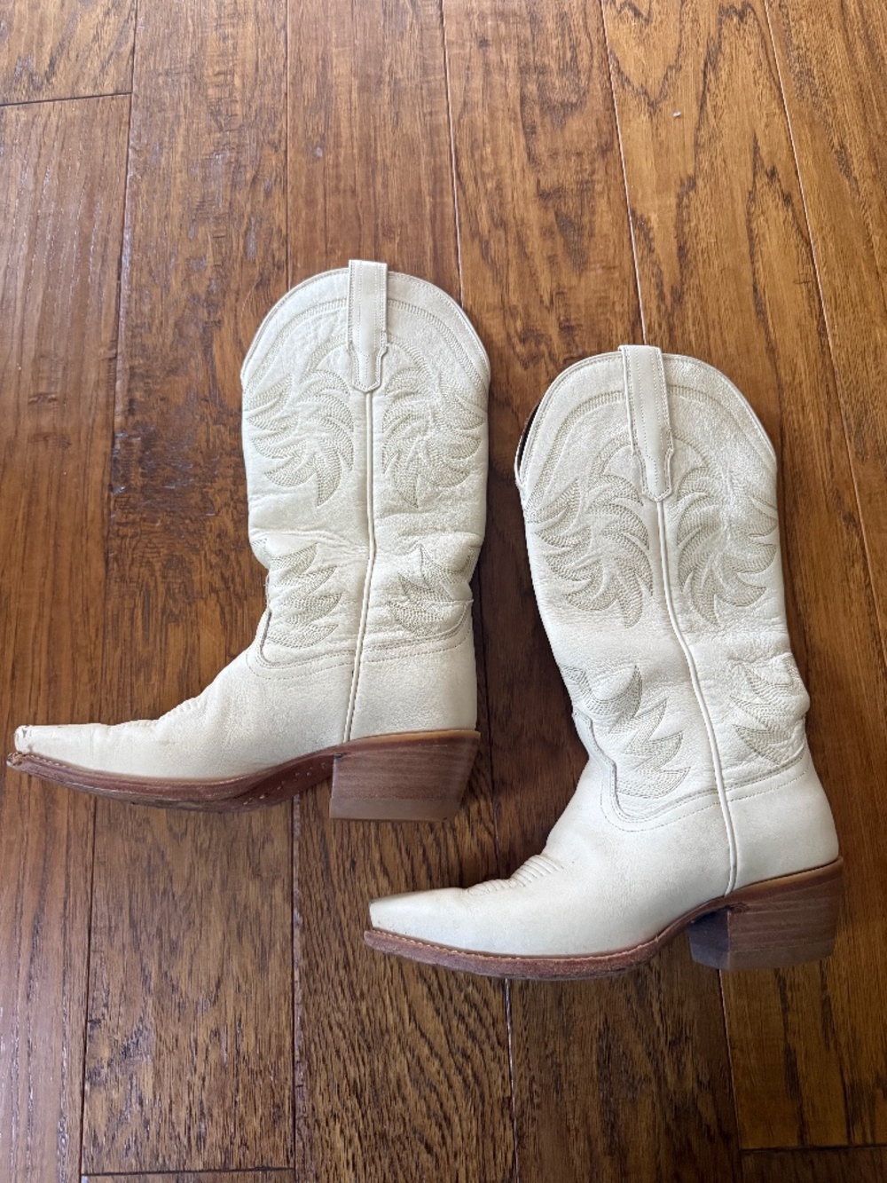 Tecovas Annie Boot in Bone / Cream
